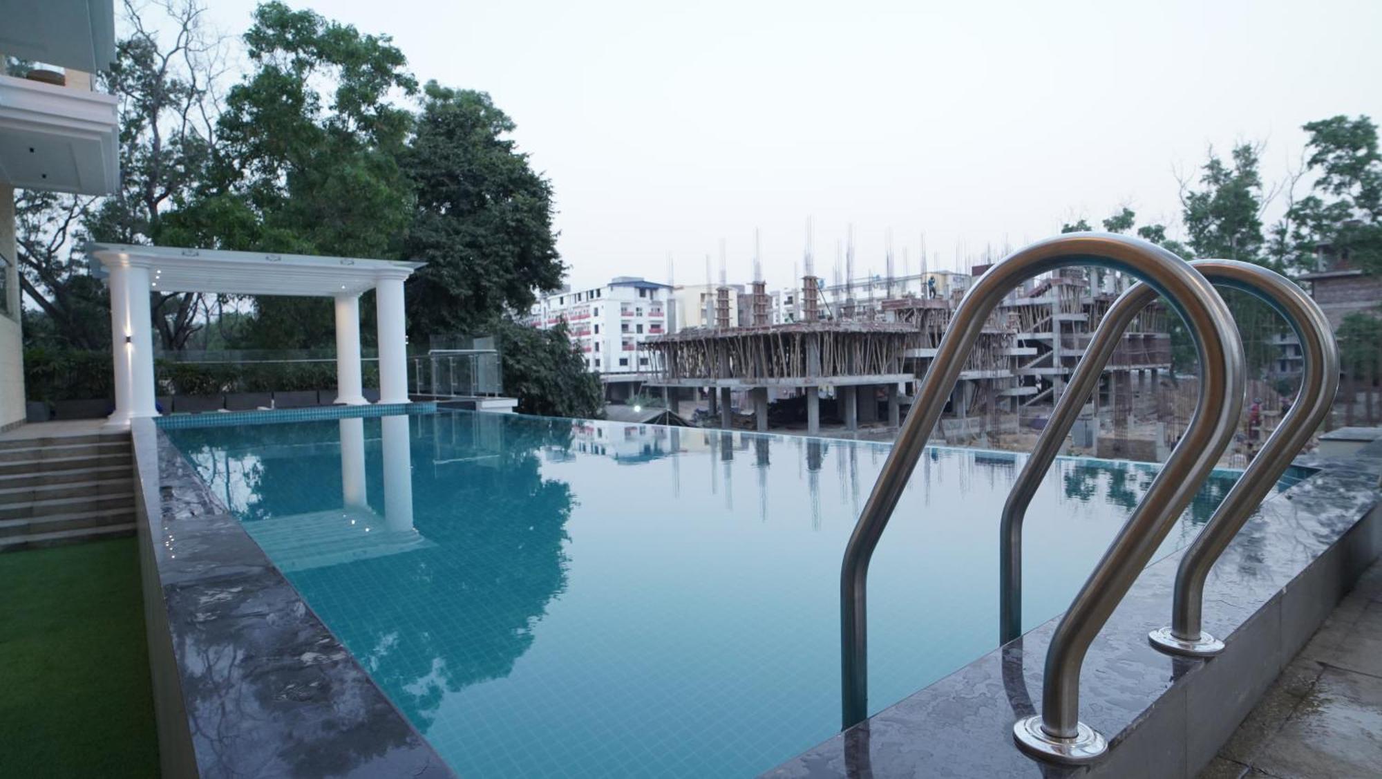 Antique Regency !! Luxurious Hotel In Digha !! Екстериор снимка