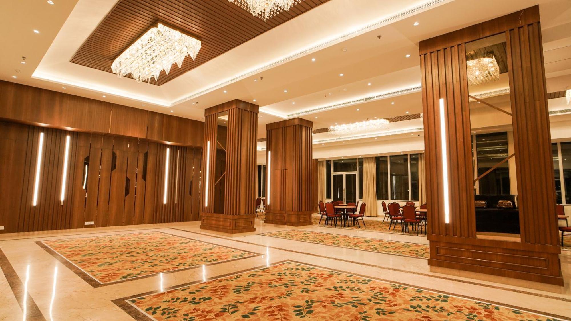 Antique Regency !! Luxurious Hotel In Digha !! Екстериор снимка