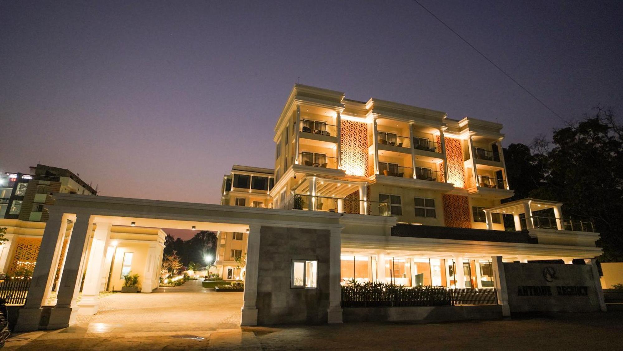 Antique Regency !! Luxurious Hotel In Digha !! Екстериор снимка