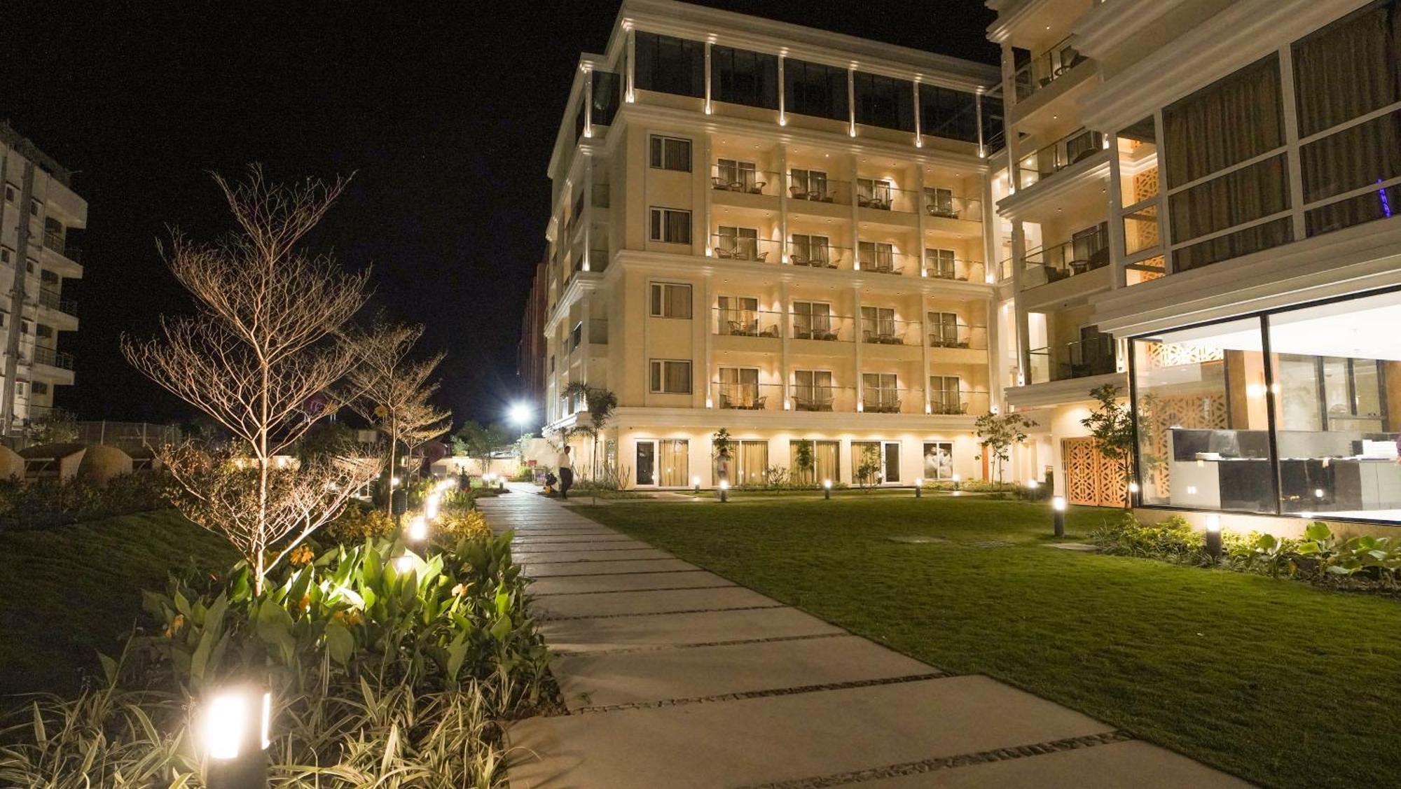 Antique Regency !! Luxurious Hotel In Digha !! Екстериор снимка