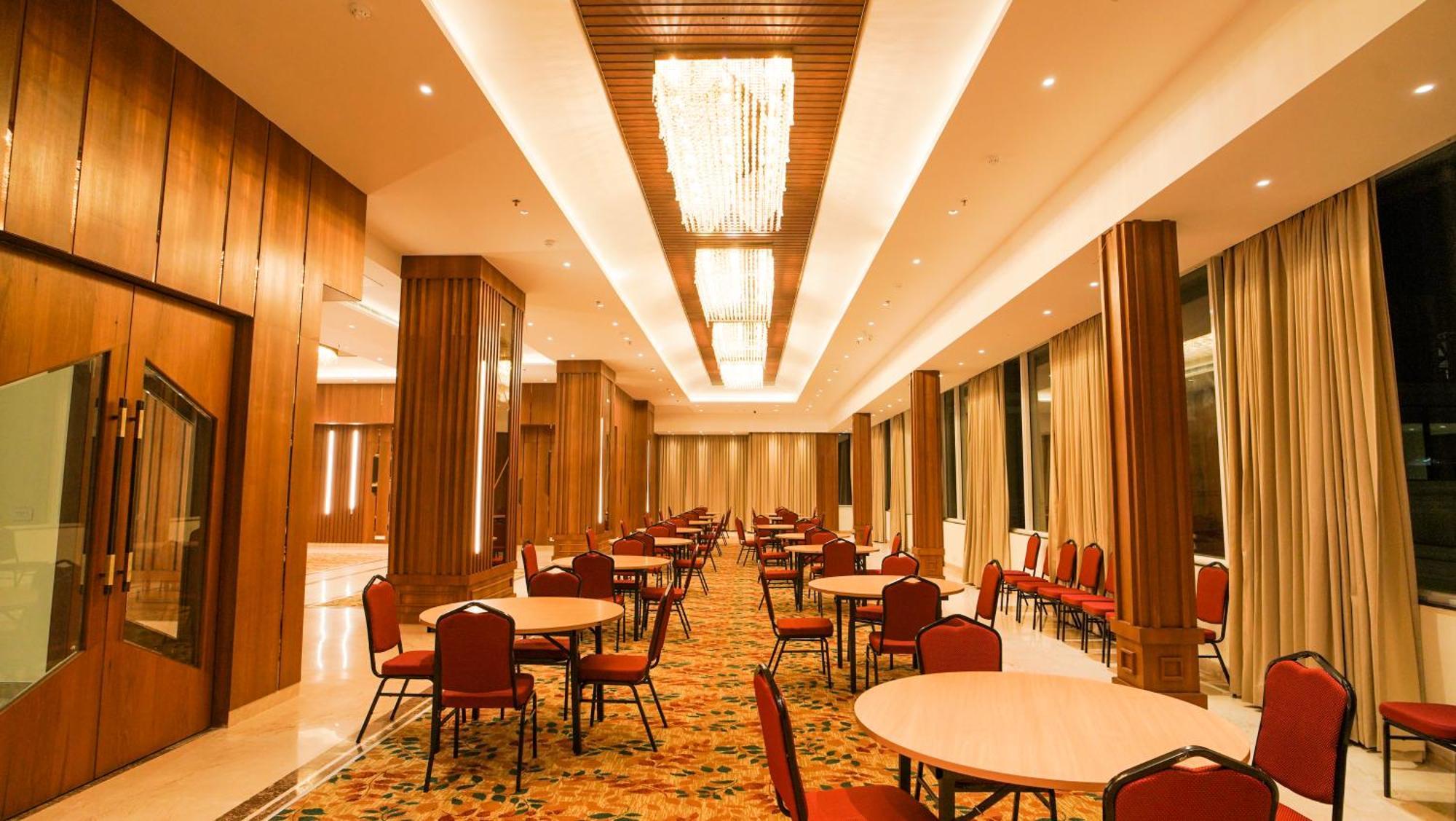 Antique Regency !! Luxurious Hotel In Digha !! Екстериор снимка