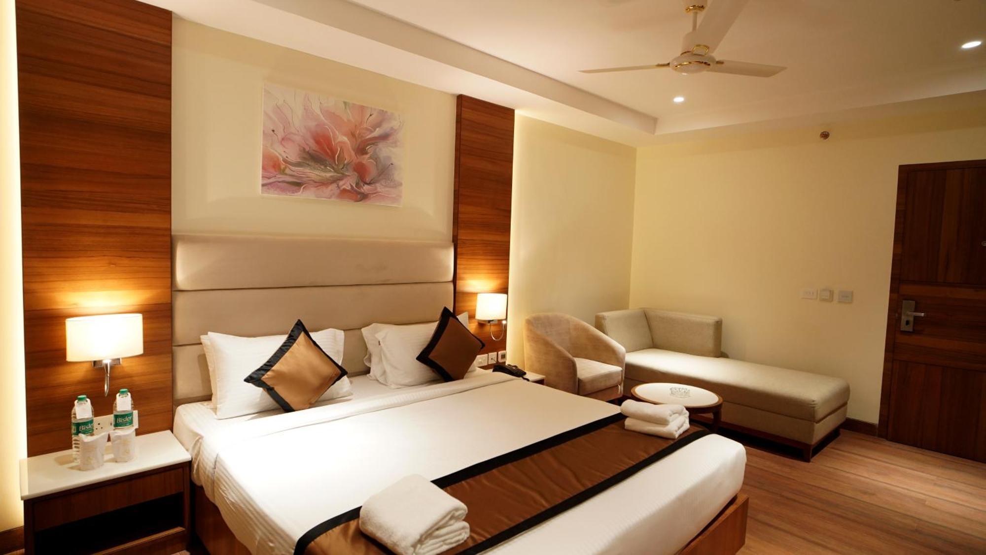 Antique Regency !! Luxurious Hotel In Digha !! Екстериор снимка